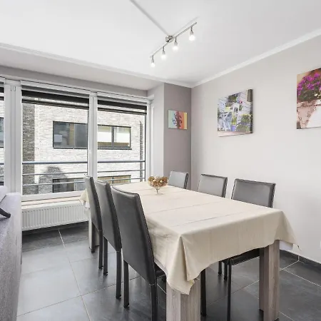 Appartement Pleasant On The 2nd Floor *